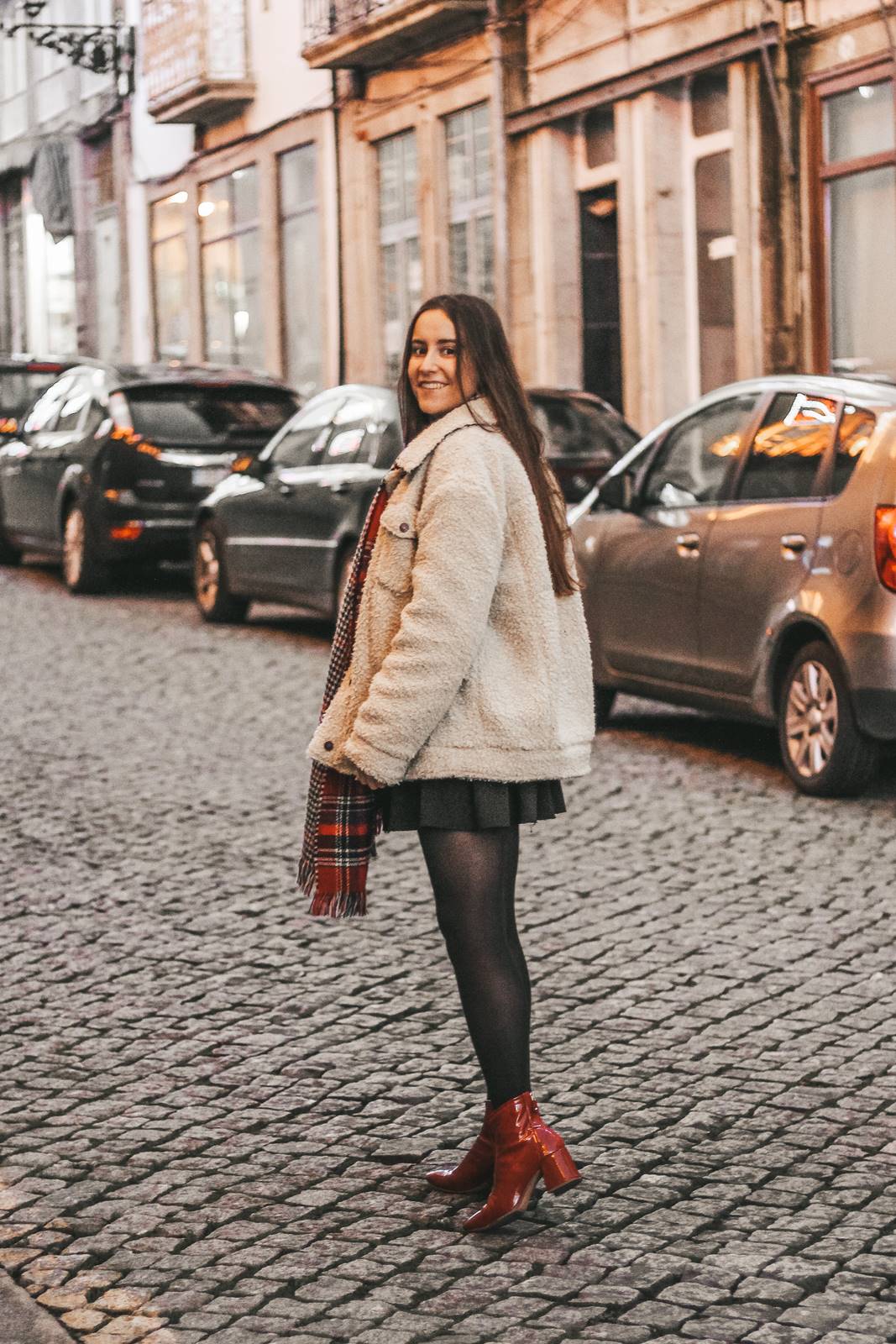 outfit_teddy_jacket_red_boots