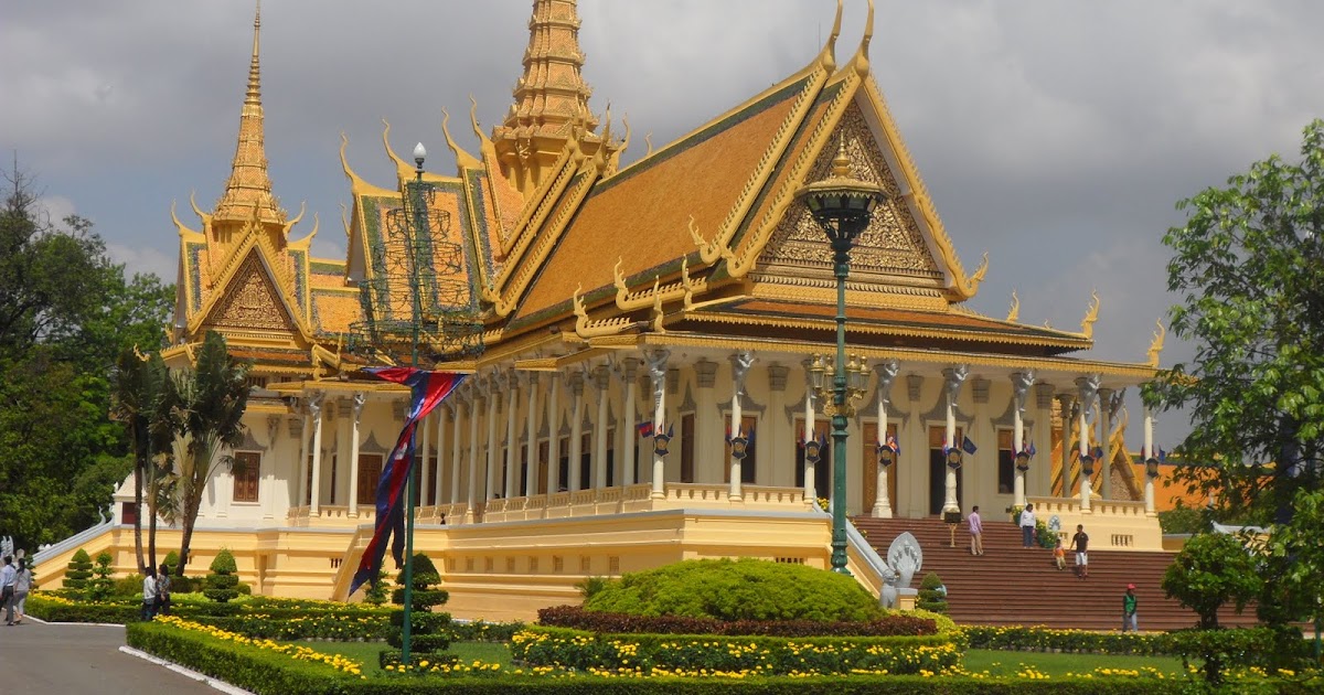 Ms Demeanour Singapore: Cambodia: Phnom Penh - the former jewel in Asia 