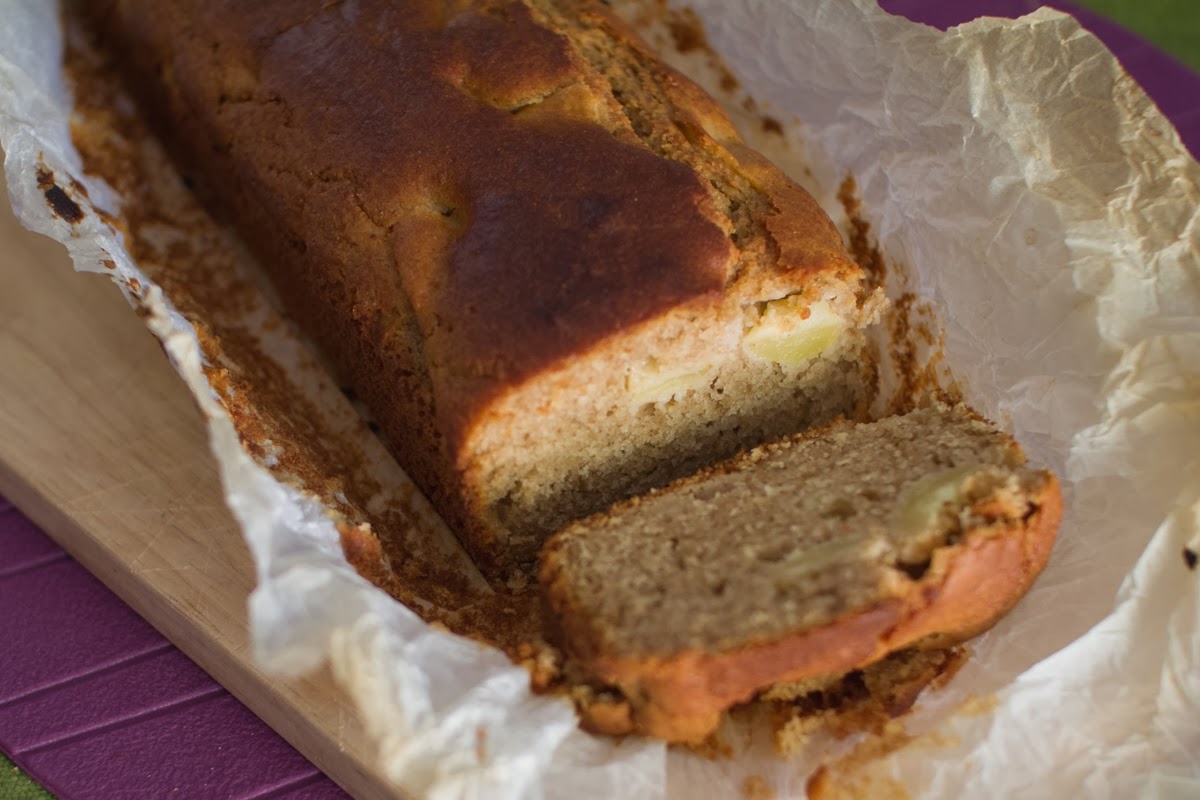 plum cake al farro con mele e yogurt senza burro