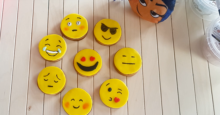 EMOJİ KURABİYE The Hamur