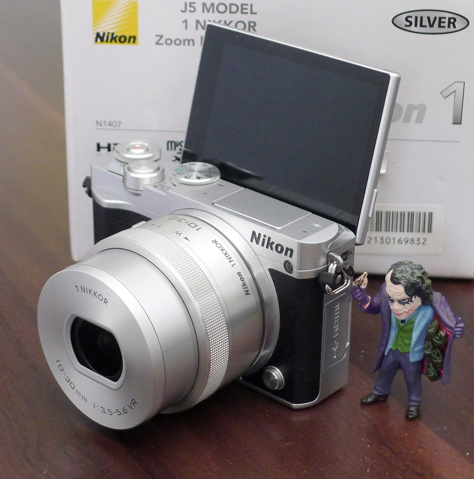 Jual Mirrorless Nikon 1 J5 Kit 1030mm ( Fullset ) Jual Beli Laptop