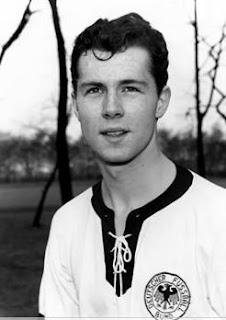 Beckenbauer joven