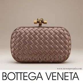 Queen Maxima carried Bottega Veneta Knot Clutch