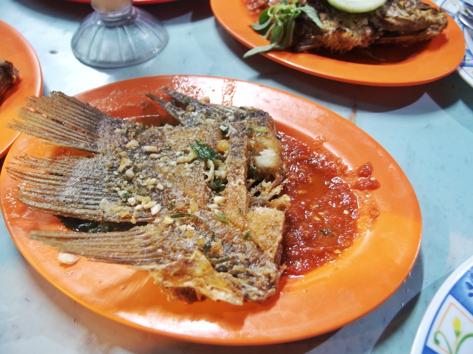 Ikan Bakar 3s Keputih Kuliner Murah Saus Telur Asin Niyasyah