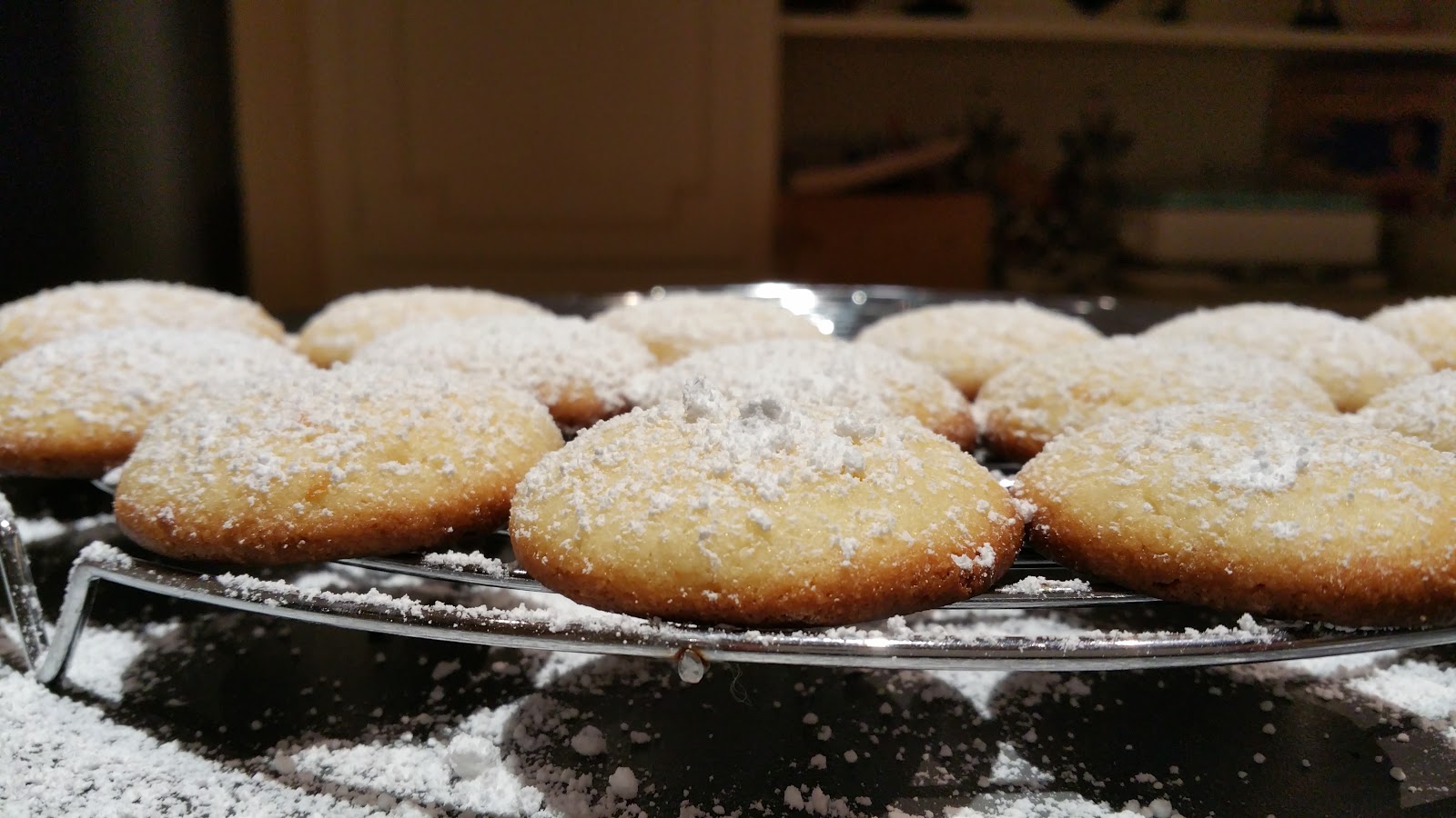 Recette italienne de biscuits à la semoule de maïs au citron, Édulcorant  sans calories et succédané de sucre
