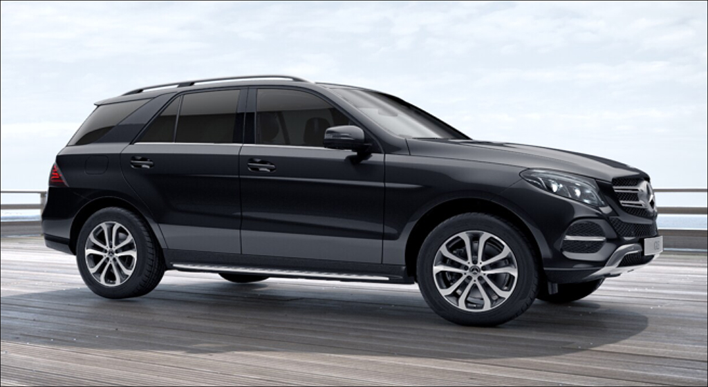 Rent the MercedesBenz GLE 400 4Matic AMG equipment car in Fontvieille