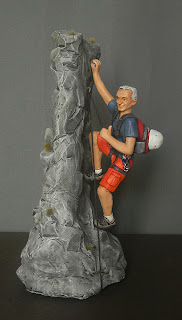 statuette action figure personalizzate sportivo alpinista appassionato montagna orme magiche