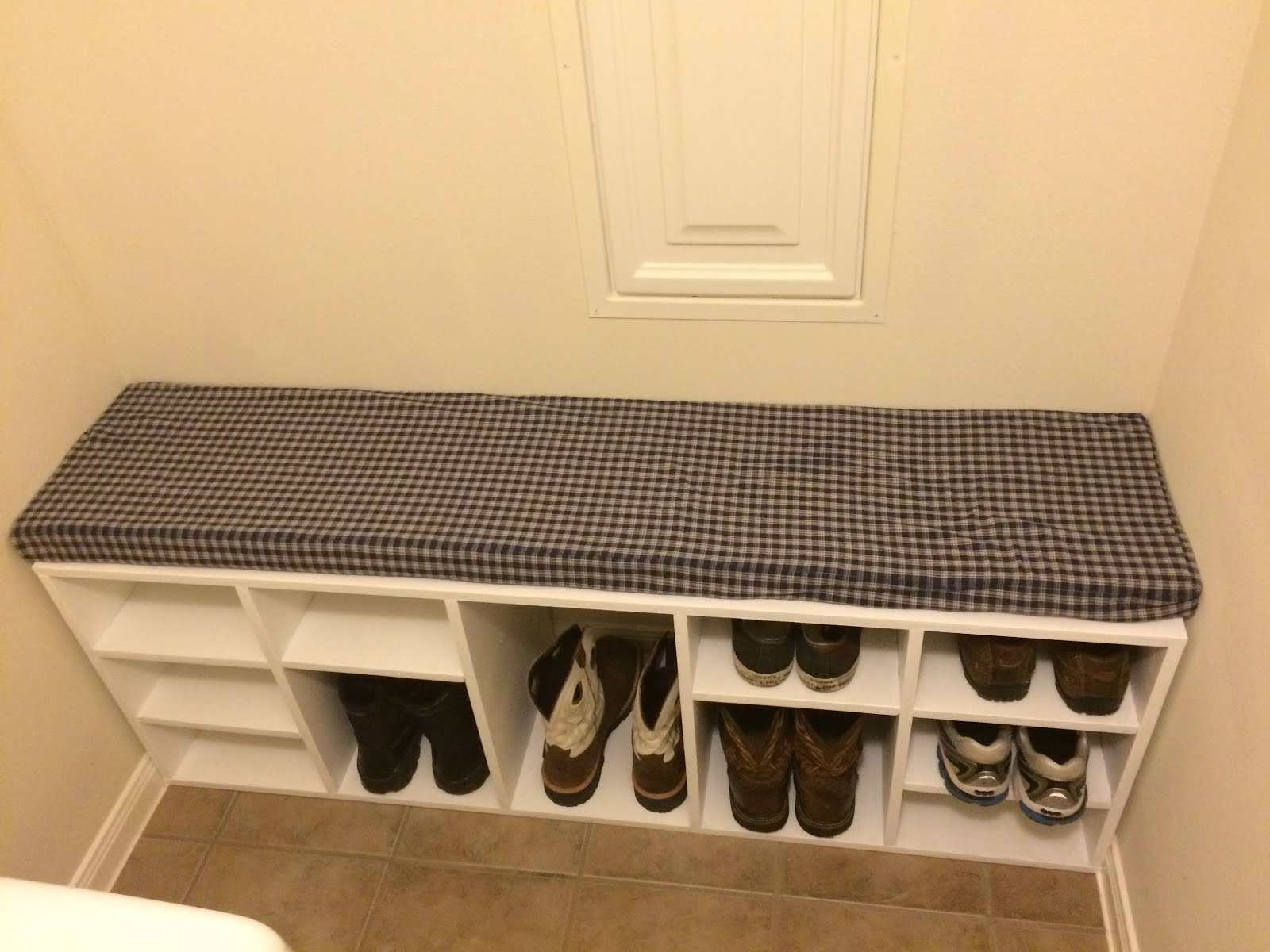 Southern Gentleman's DIY Laundry Room Shoe Rack / Bench