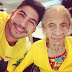 Morre 'vozinha' Adelina, que fez sucesso em vídeos com o neto