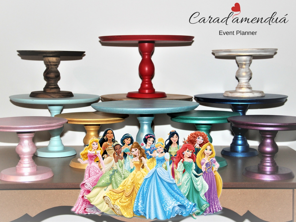 Carad'amenduá Cake Stand by Princesas Disney