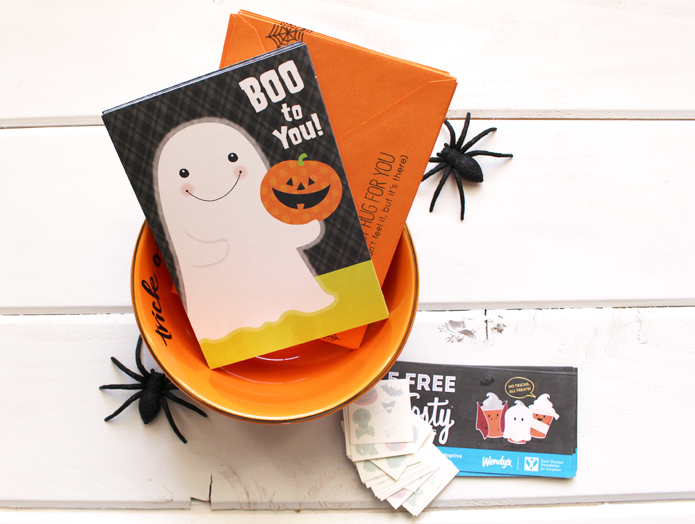 For the Love of Paper: Mail It Monday: mail-able treat ideas for Halloween