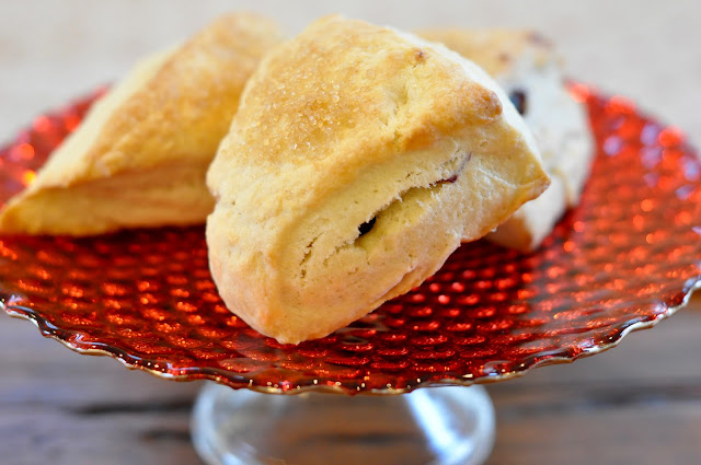 Flaky Blueberry Scones Flaky Blueberry Scones (Vegan)