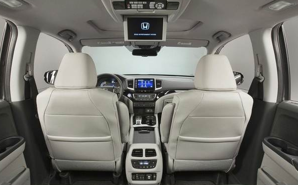 2018 Honda Pilot interior 2018 Honda Pilot interior