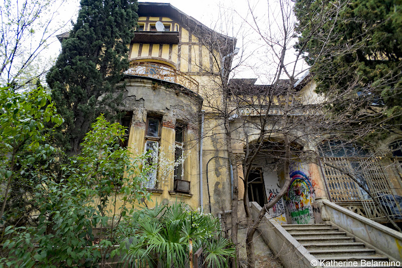 4 Daniel Chonqadze Street Garden View Old Tbilisi Walking Tour Georgia