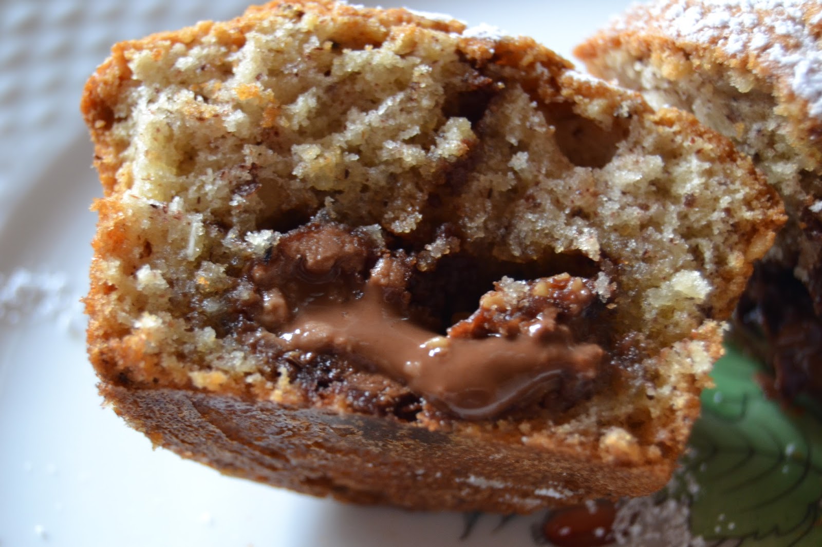 My life? Undefined! [Rezept] Nuss Muffins mit süßer Überraschung