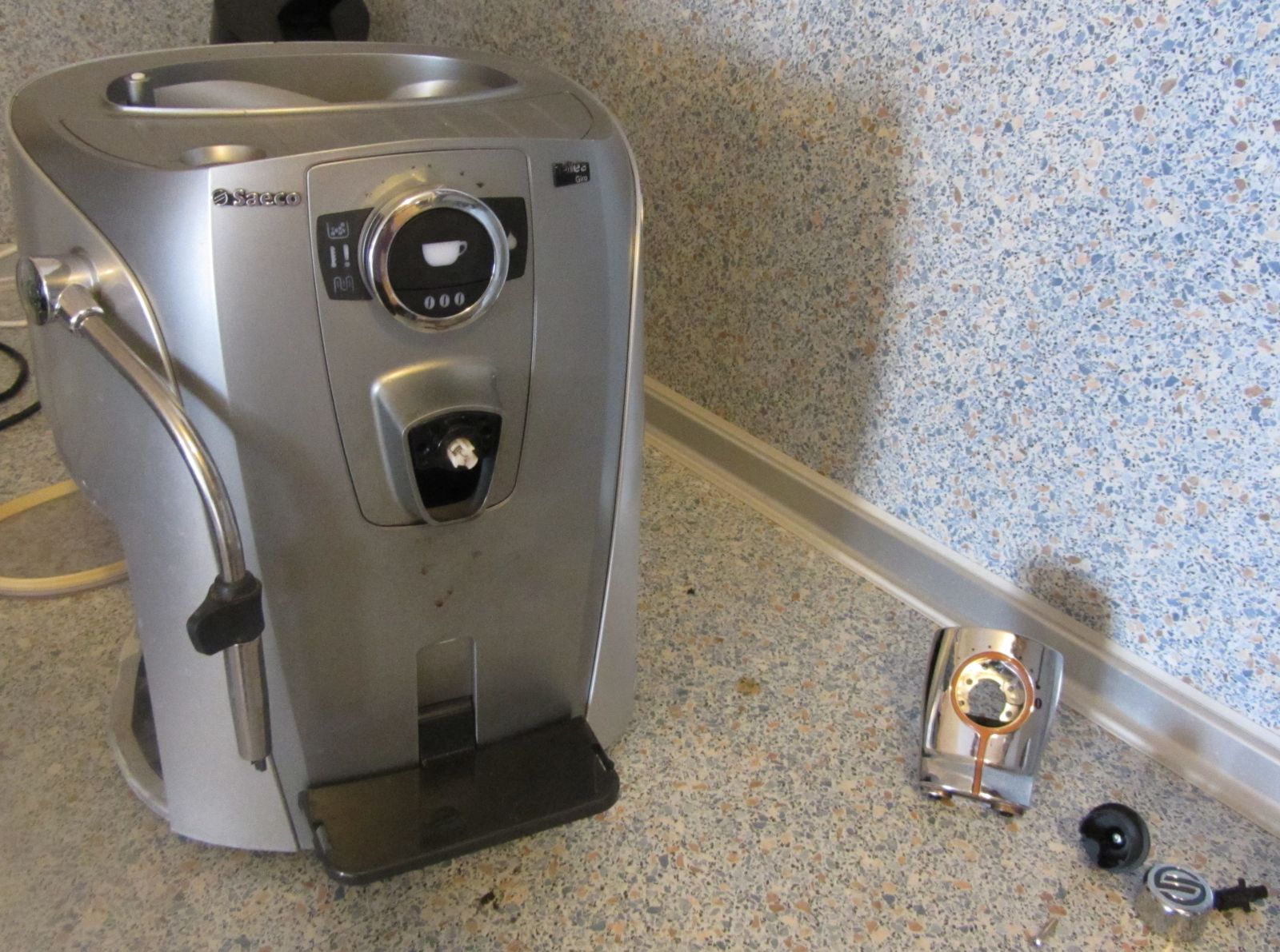 Saeco Talea automatic coffee machine teardown and analysis