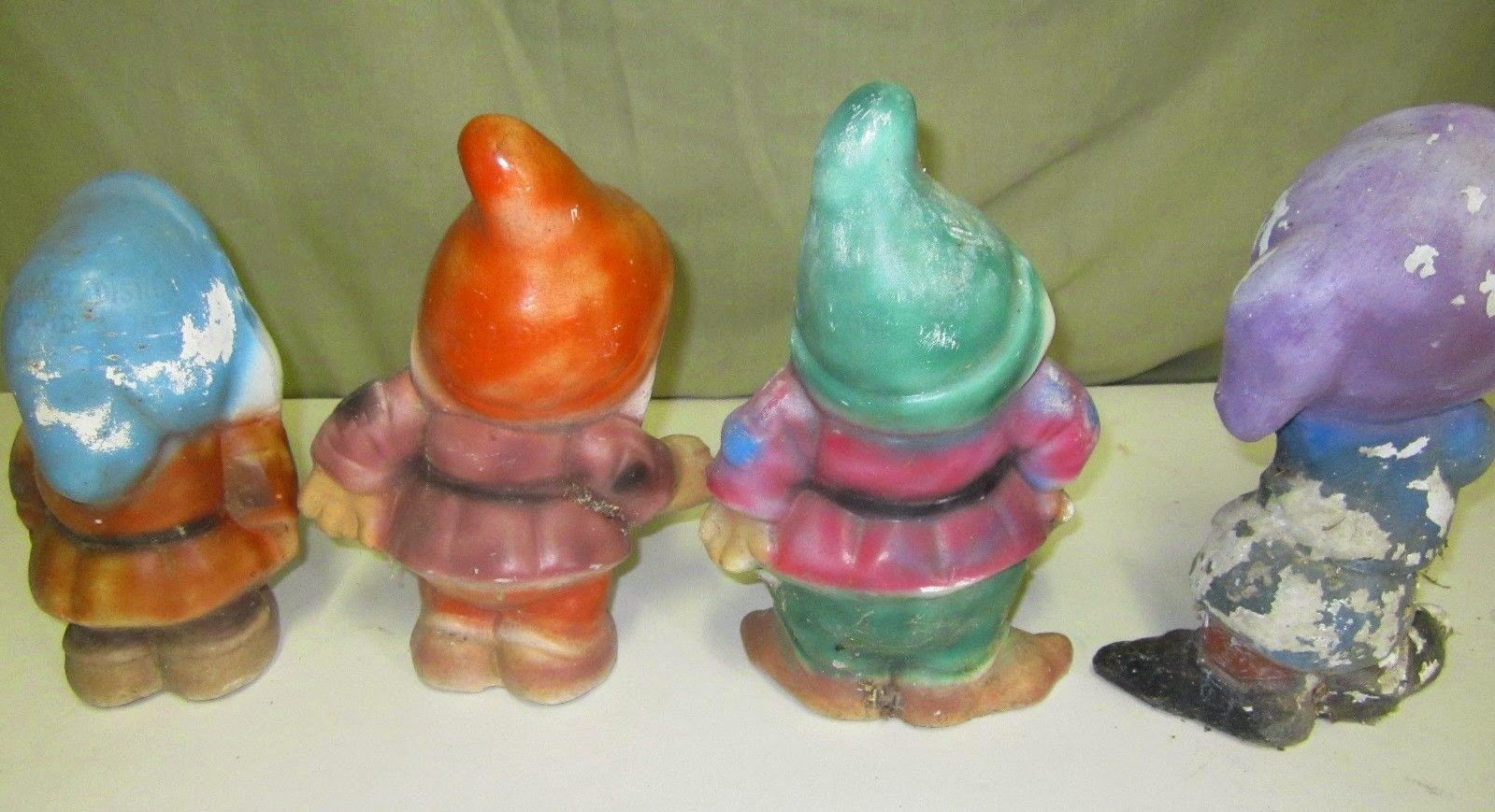 snow white yard statues