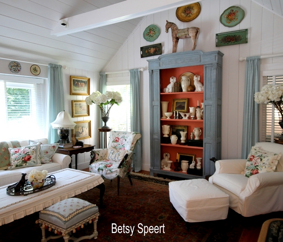 Betsy Speert's Blog: Country Cottage Living Room