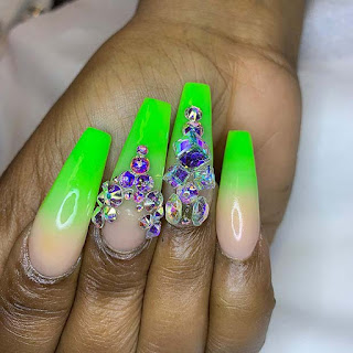 34 Pretty Neon Green Manicure to Inspire Your Summer Nails 34 Pretty Neon Green Manicure to Inspire Your Summer Nails