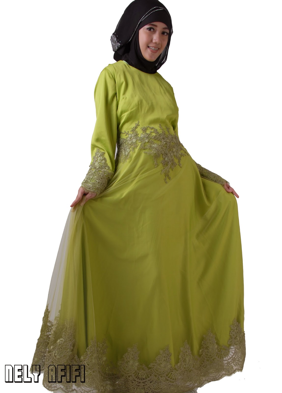 Nely Afifi Fashion Designer Gamis Pesta Muslimah dari 