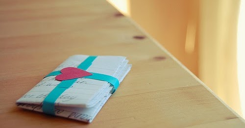 Ideas Seratus Surat Secret Admirer Dan Perihal Siapa Yang Mengungkapkan Cinta Lebih Dahulu