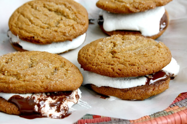 Ginger Crinkle Cookie S'Mores