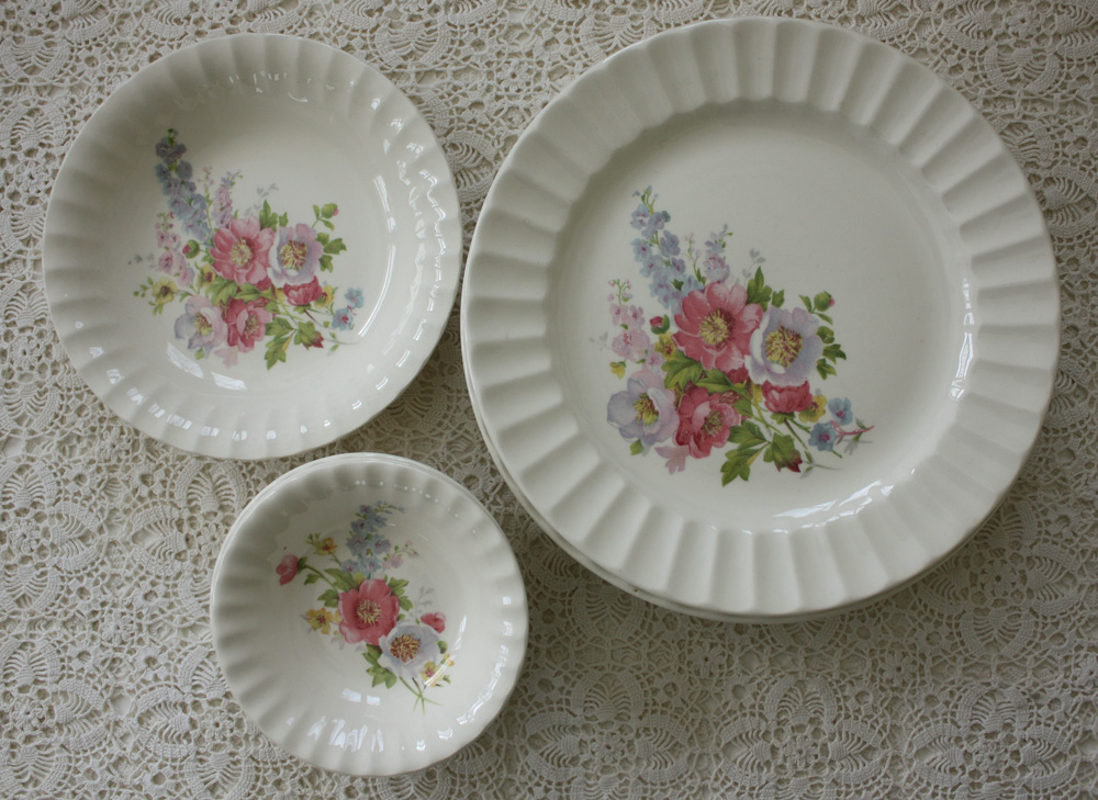 Wild Rose Vintage Pink Flower Dishes