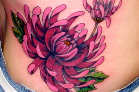 http://4.bp.blogspot.com/-NnD7qMsaB8Y/TaXZMzNwuII/AAAAAAAAAM0/S9OvOIWB55U/s1600/tatuajes-de-flores-asiaticas.jpg