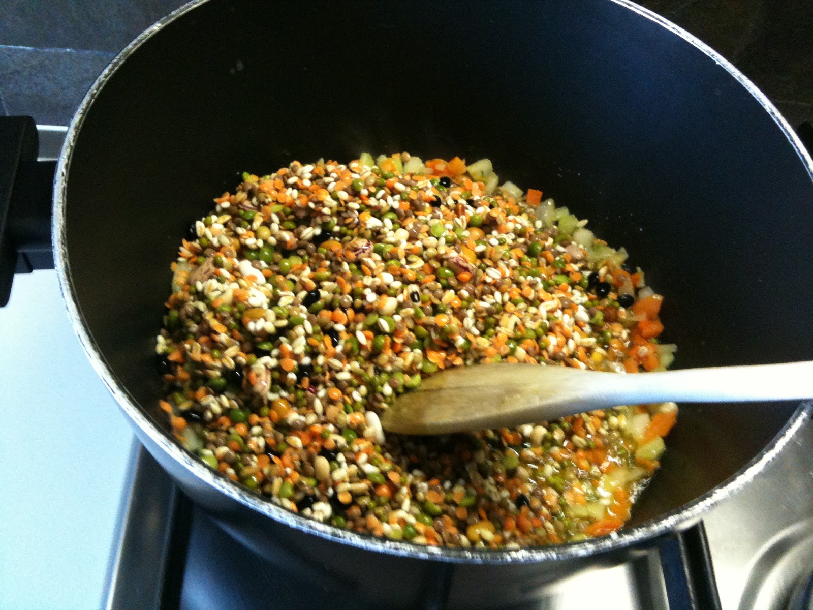 SQUISITO ZUPPA DI LEGUMI