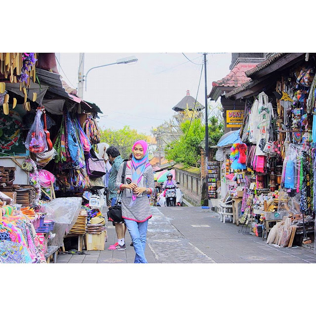 suasana pasar seni ubud foto suasana pasar seni ubud