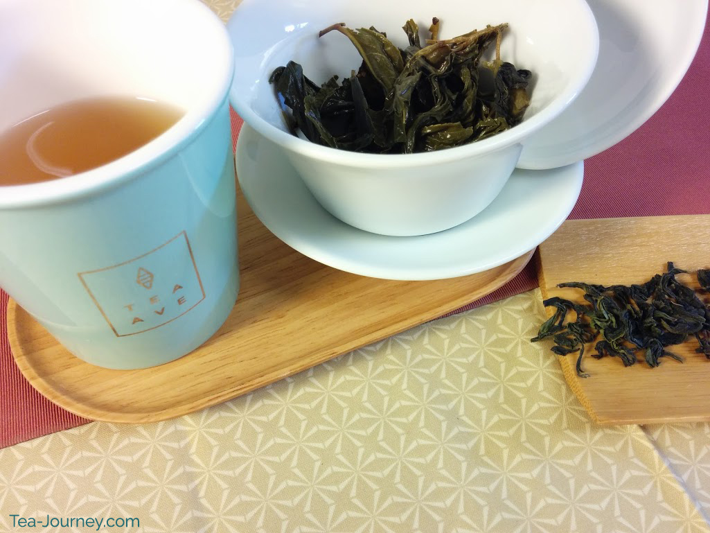 Taiwanese Oolongs have a special place in my heart as they are one of the first teas I tried when I begun my Tea Journey.  So in dedication to the leaf and Taiwanese teas, we are going to look at 5 different Oolongs throughout September. Our second tea is Whenshan Baochong Oolong