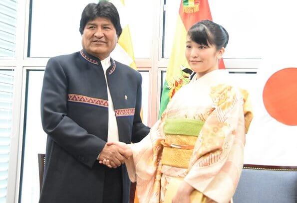 Princess Mako was welcomed by Bolivian President Evo Morales at the Casa Grande del Pueblo in La Paz