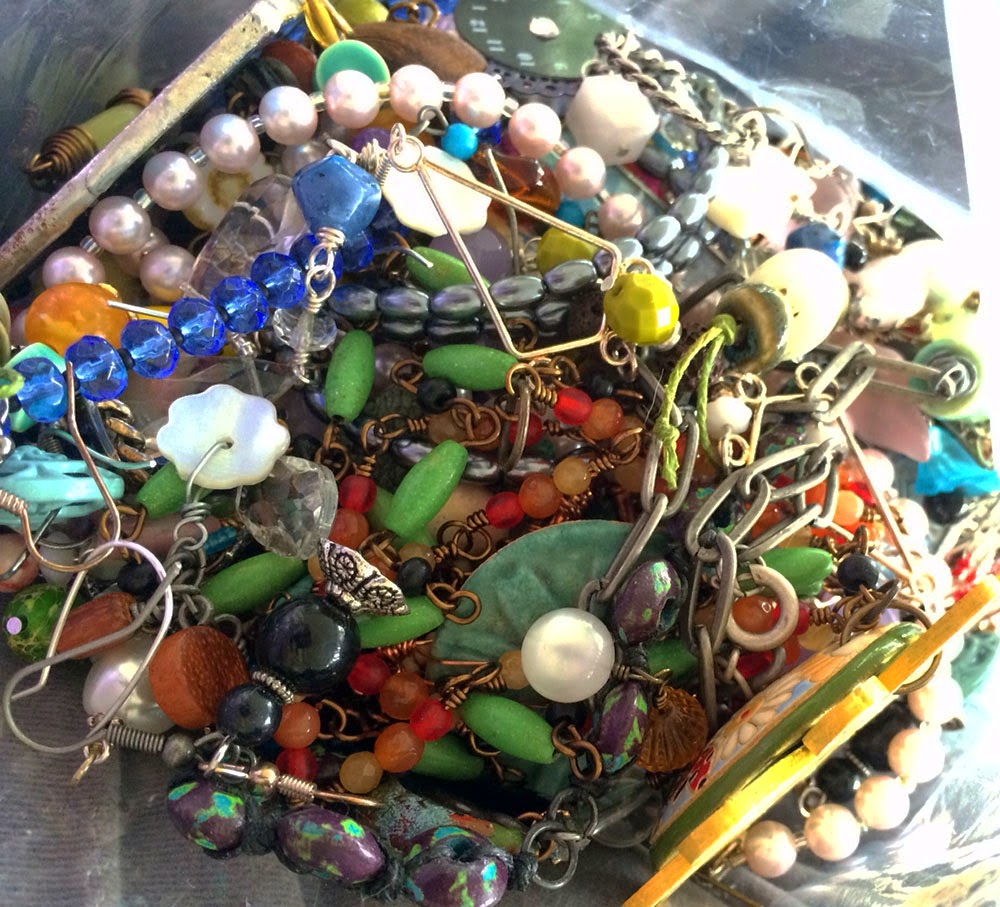 Packing beads for travel/vacation (my method)