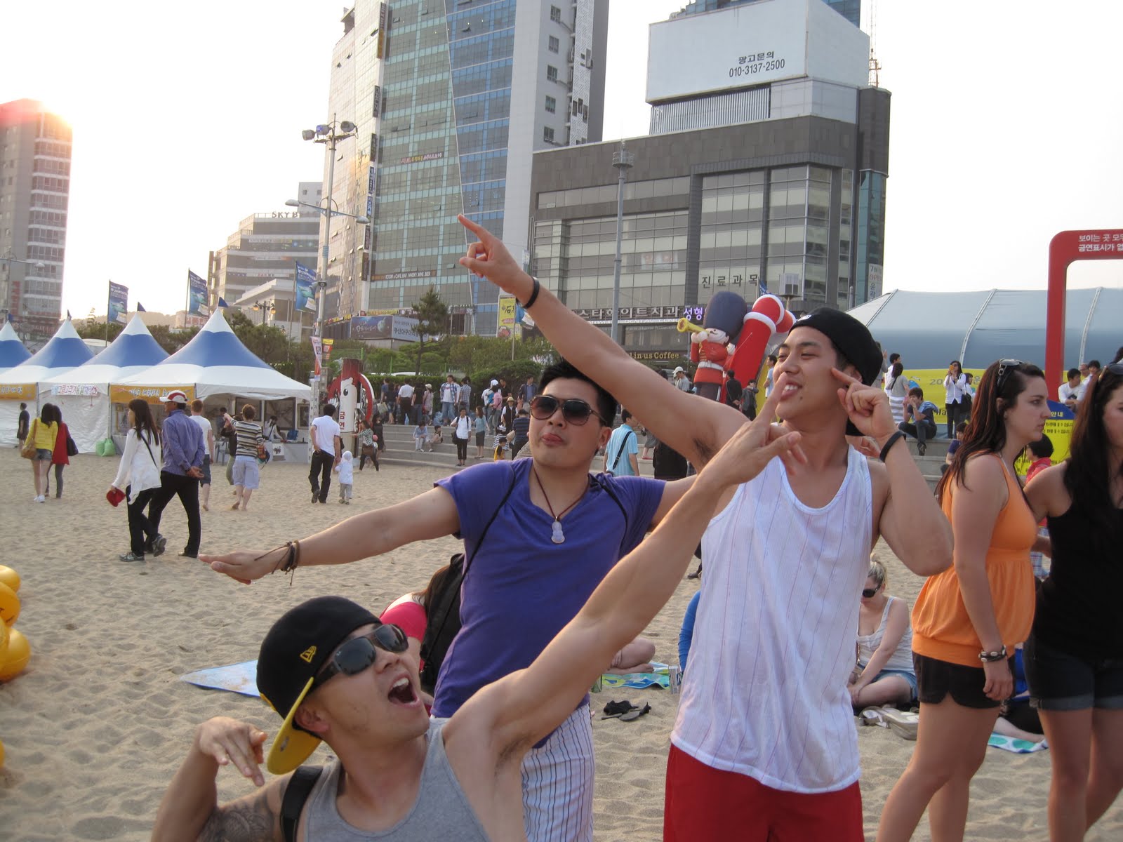RyRy's in Korea: Memorial Day part 2: Korean style (Haeundae Sand Art