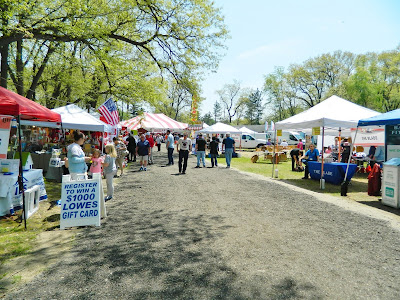 Another down the path photo at the Toledo Polish American Festival