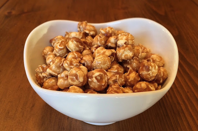 Pipoca com caramelo cremoso Pipoca com caramelo