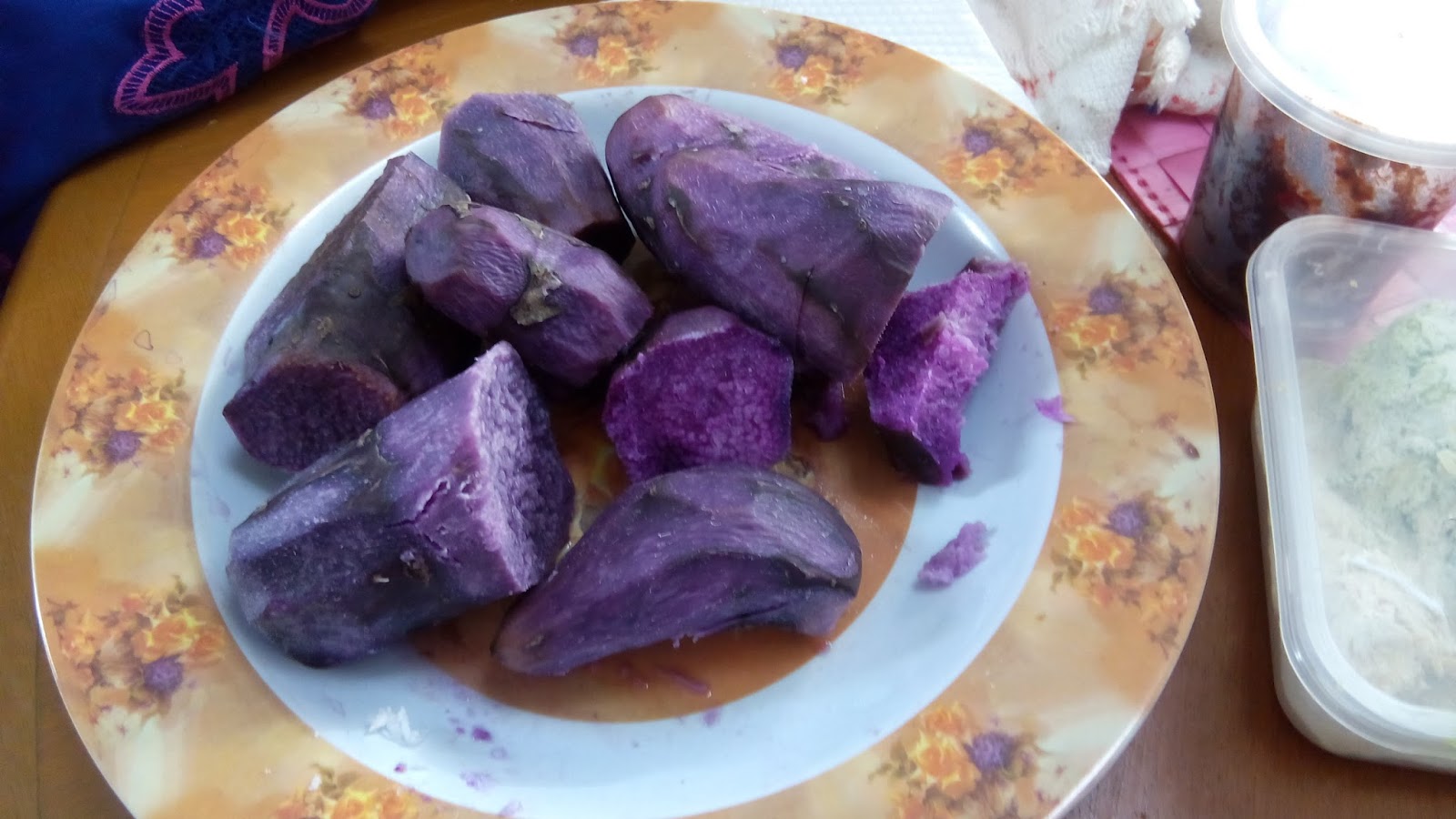 Catatan Monie: ubi badak dan ubi keling