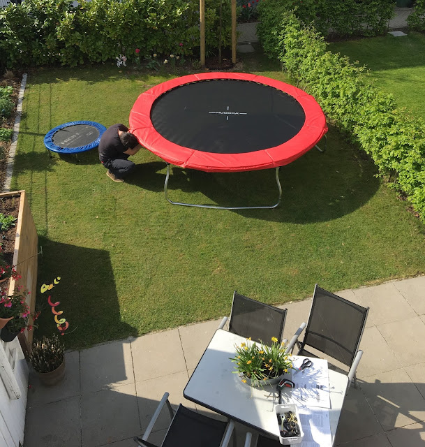 Hudora Trampolin 300 V Fantastic Hudora im Test - Trampolin