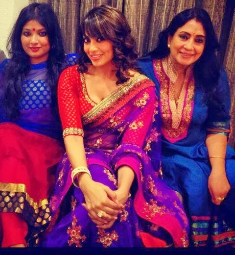 Bollywood Actress Bipasha Basu with Mother Mamata Basu & Younger Sister Vijeyata Basu | Bollywood Actress Bipasha Basu Family Photos | Real-Life Photos
