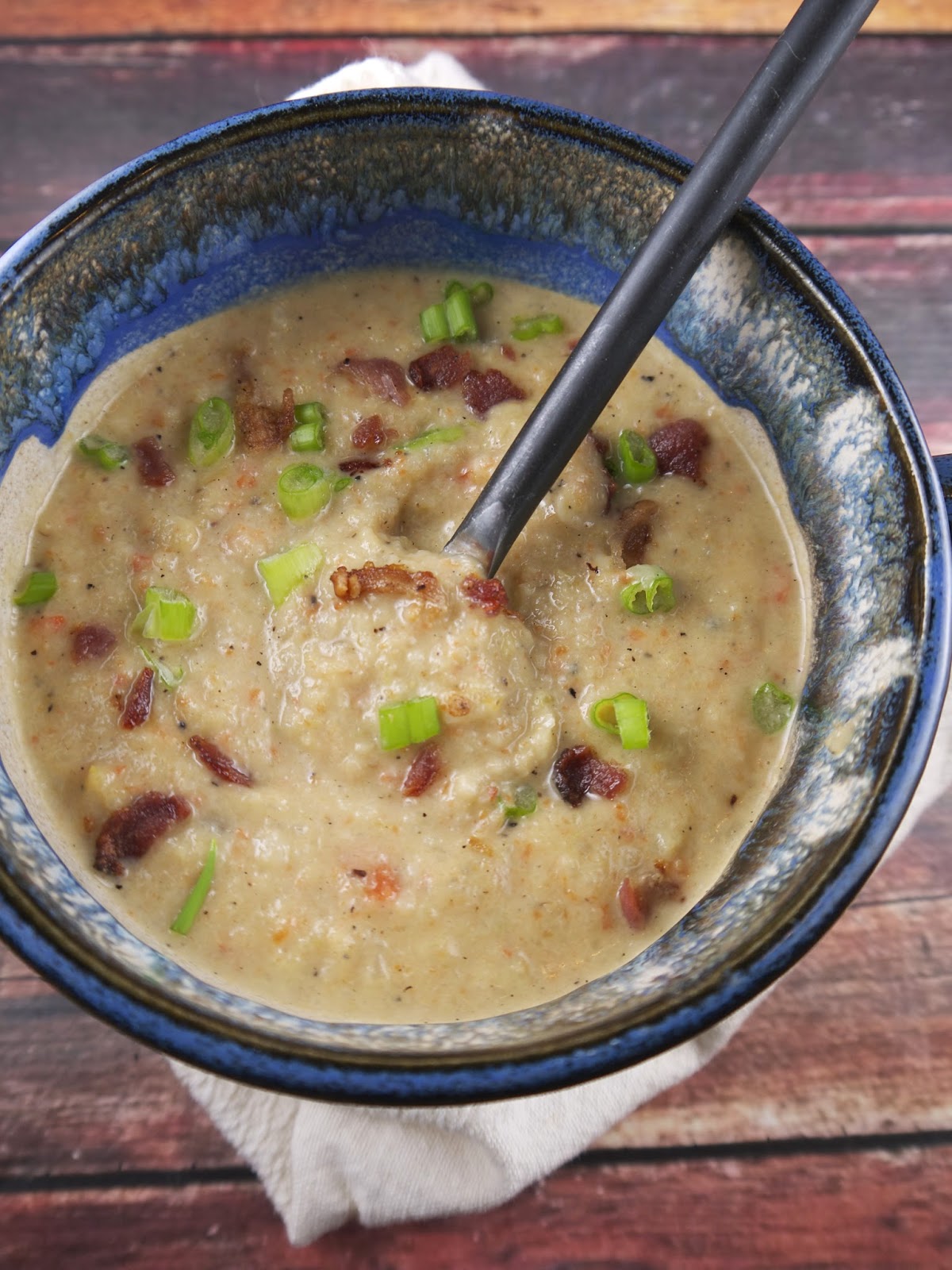 Paleo Faux Baked Potato Soup | the preppy paleo | Bloglovin’