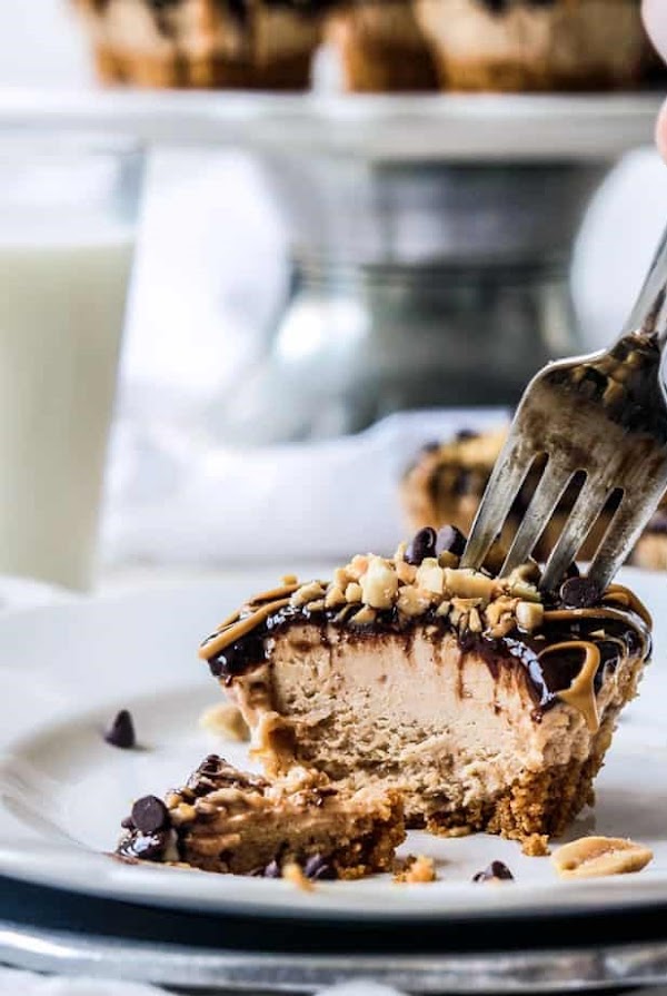 Mini Chocolate Peanut Butter Pies Mini Chocolate Peanut Butter Pies