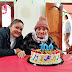 Celebra Gaby Álvarez aniversario cien de abuelito de la Casa Hogar del Anciano