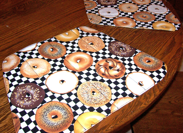 Easy Placemats For A Round Table Free, Curved Placemats For Round Table