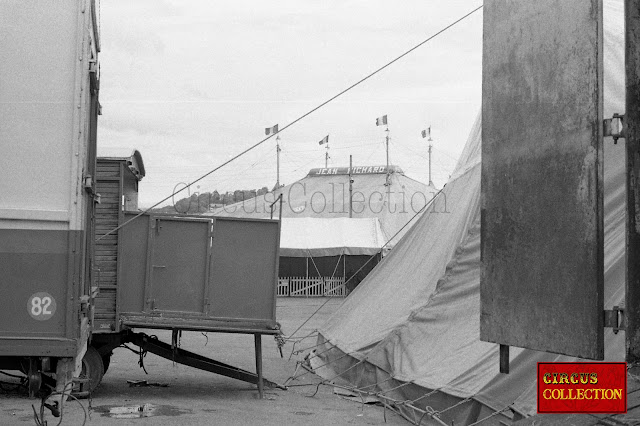 Photos du cirque Jean Richard, comédien français, passionné de cirque. Annemasse juillet 1973  Photo Hubert Tièche   Collection Philippe Ros  