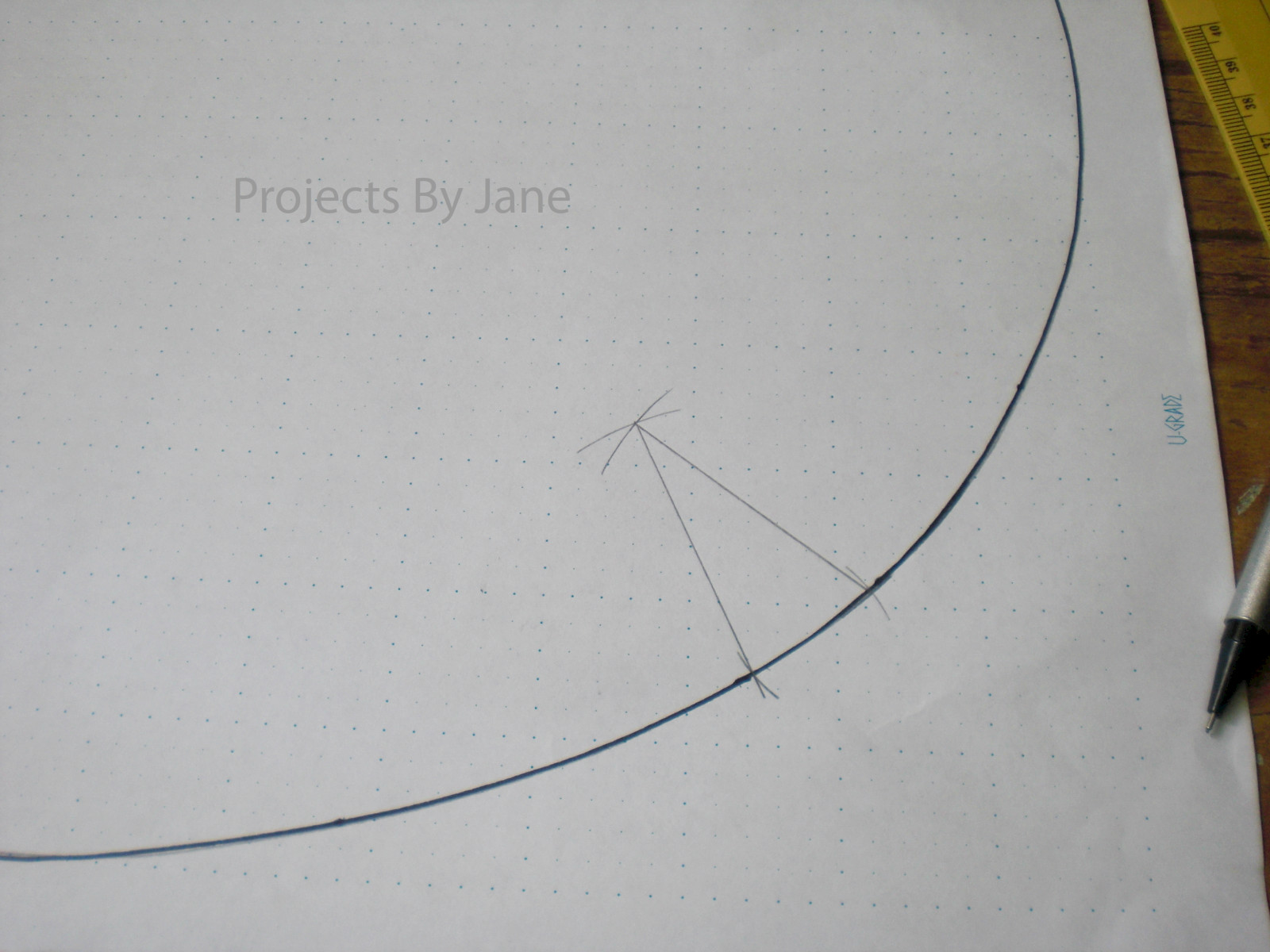This is how I draw and sew a bag dart | Projects by Jane