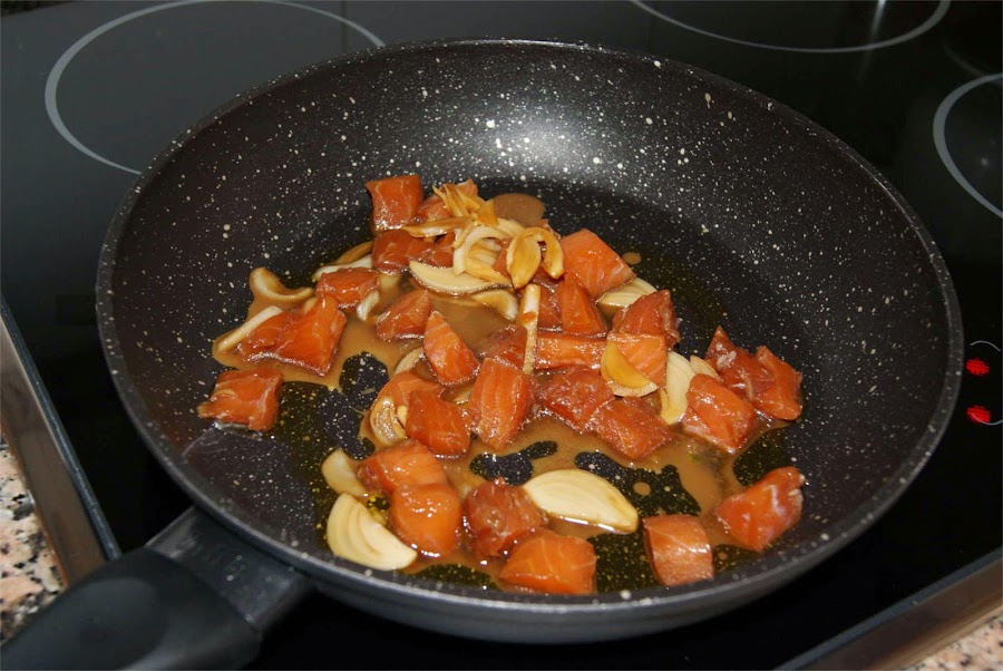 Macarrones con salmón paso 3