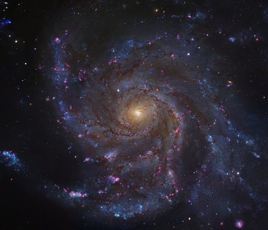 Fisika Asik Galaxy Spiral M101 Astronomy Picture Adapun Penjelasan Tentang