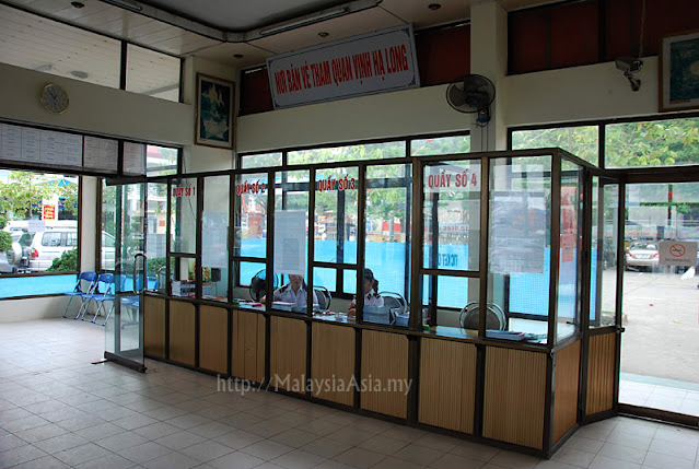 Ticket Office for Halong Bay Cruise