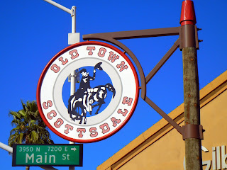 Walking around Old Town Scottsdale Walking around Old Town Scottsdale