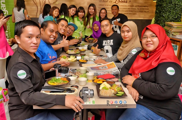 BMS Organics, Health Food, Organic Food, Live Healthy, Chef Wan, Assam Laksa, byrawlins, Eat Healthy, Nasi Lemak BMS Organics, Health Food, Organic Food, Live Healthy, Chef Wan, Assam Laksa, byrawlins, Eat Healthy, Nasi Lemak